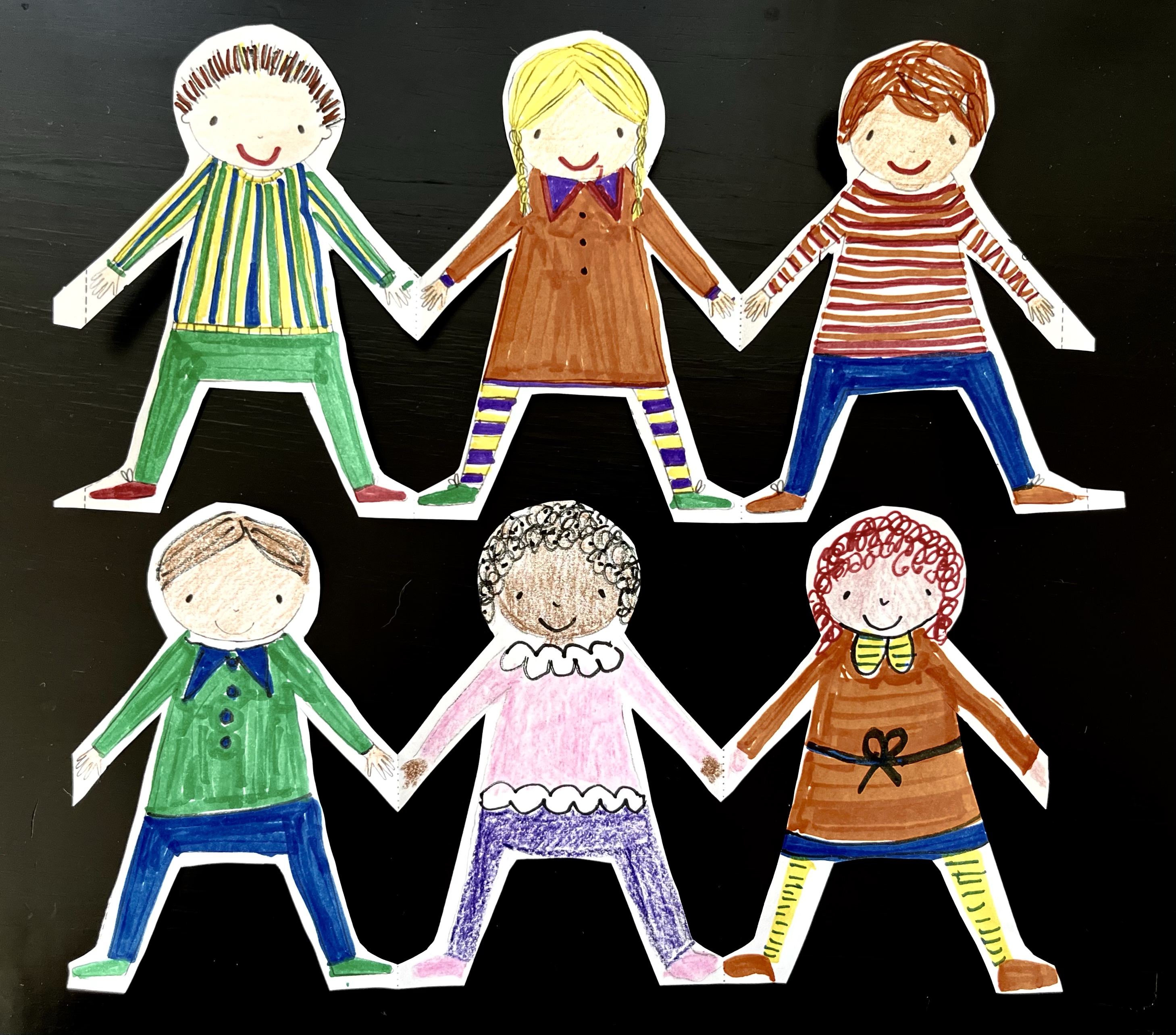 “The Paper Dolls” by Julia Donaldson and DIY Paper Dolls